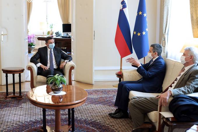 Predsednik Pahor je sprejel švicarskega ministra za zunanje zadeve Cassisa