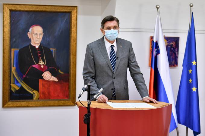 Predsednik republike se je udeležil virtualnega simpozija ob 100. obletnici rojstva dr. Alojzija Šuštarja (1920-2007), nekdanjega ljubljanskega nadškofa in metropolita, na katerem so predstavili tudi znanstveno monografijo, ki je izšla ob obletnici.