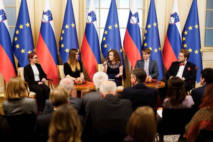 Predsednik republike je priredil sedmi tradicionalni sprejem in pogovor z Društvom v tujini izobraženih Slovencev (VTIS)