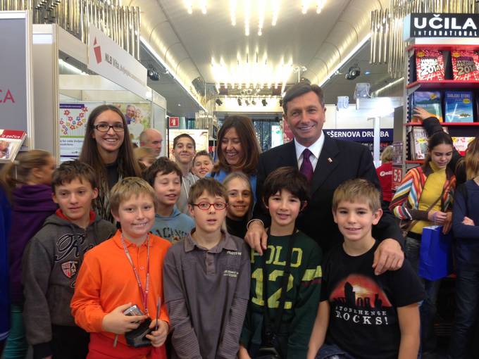 Predsednik republike Borut Pahor je danes v Cankarjevem domu obiskal tudi 29. slovenski knjižni sejem 2013, ki bo trajal od 19.11. do 24.11.