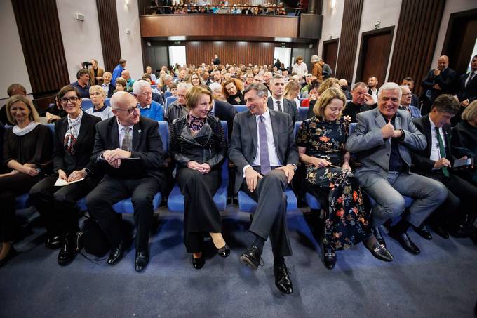 Predsednik Republike Slovenije Borut Pahor se je danes popoldan udeležil slovesnosti ob odprtju stalne razstave »Mateja je zlata!«, ki bo od danes naprej na ogled v Tržiškem muzeju