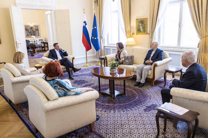 Predsednik republike sprejel predlog društva Spominčica za ustanovitev Sveta za obvladovanje demence