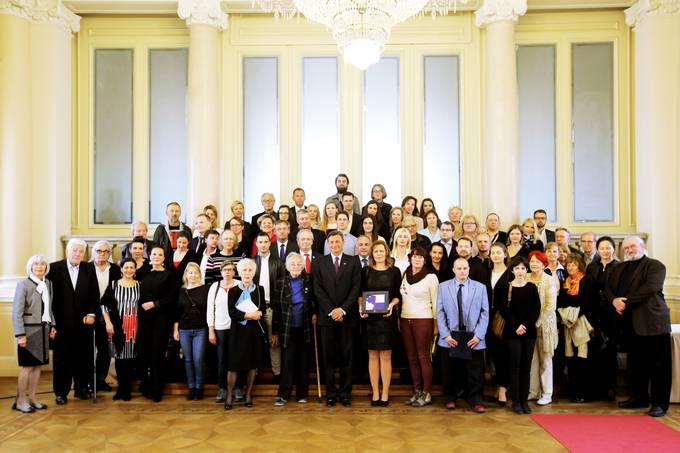 Predsednik republike je priredil sprejem ob 20-letnici delovanja Ustanove Mali vitez