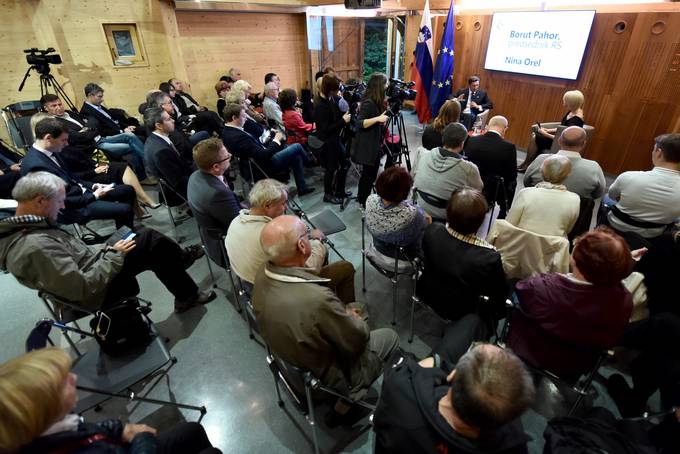 Predsednik republike je bil gost pogovornega večera na Škrabčevi domačiji