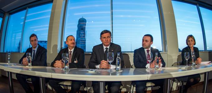 Predsednik Pahor drugi dan udeležbe na Münchenski varnostni konferenci vodil panel o nerešenih konfliktih v Evropi