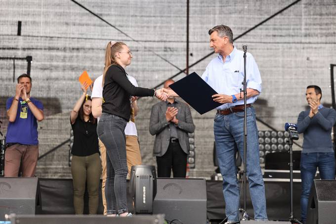 Predsednik Pahor vročil Zahvalo predsednika Republike Slovenije Škisovi tržnici