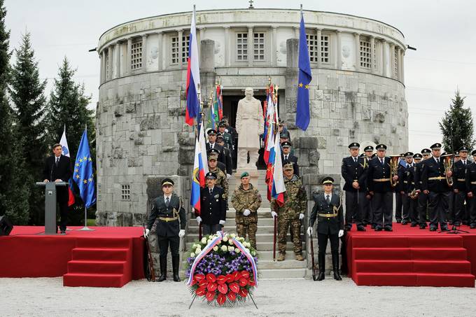 Predsednik republike slavnostni govornik na osrednji slovesnosti ob 100. obletnici konca prve svetovne vojne