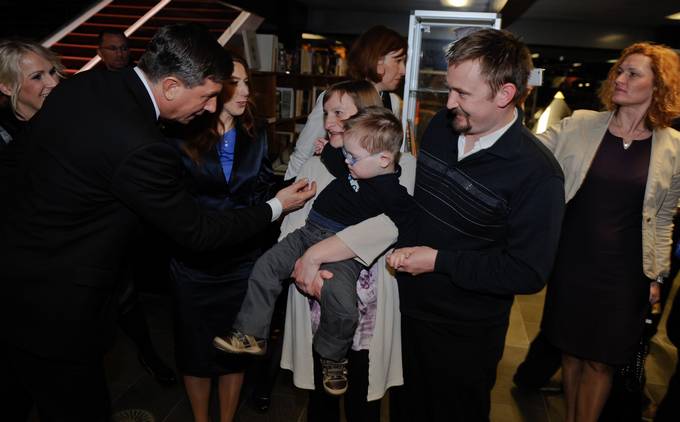 Predsednik republike Borut Pahor se bo udeležil dogodka Ustanove Fundacija za pomoč otrokom "Mali junaki nas združujejo"