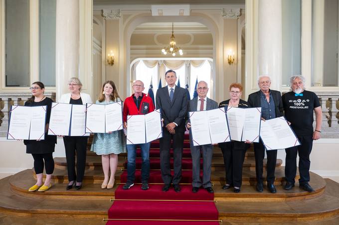 Predsednik republike priredil sprejem ob podelitvi državne nagrade in priznanj na področju prostovoljstva za leto 2021