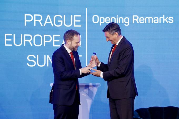 Predsednik Pahor na forumu Praški evropski vrh pozval k vključevanju v razpravo o evropski prihodnosti