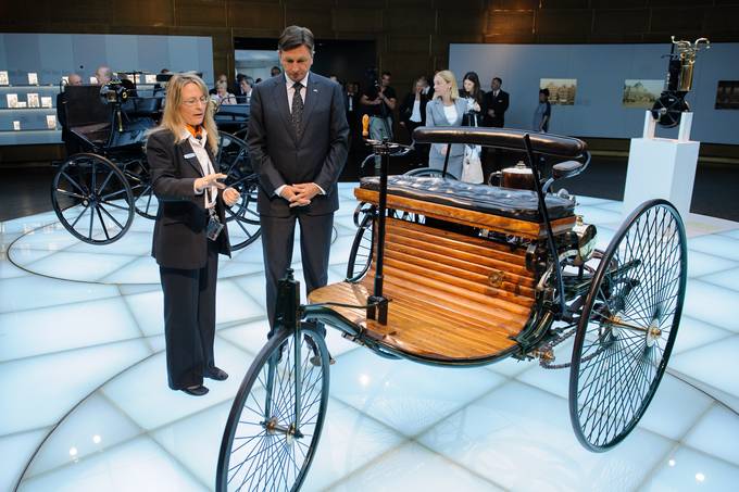 Predsednik republike je na povabilo predsednika vlade nemške zvezne dežele Baden-Württemberg Winfrieda Kretschmanna obiskal Stuttgart