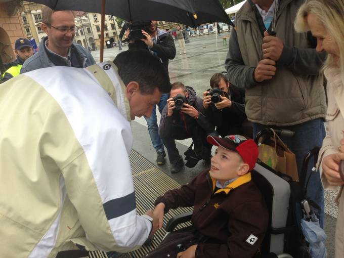 Predsednik republike Borut Pahor na 7. Mednarodnem festivalu »Igraj se z mano«, ki v teh dneh poteka na Kongresnem trgu v Ljubljani