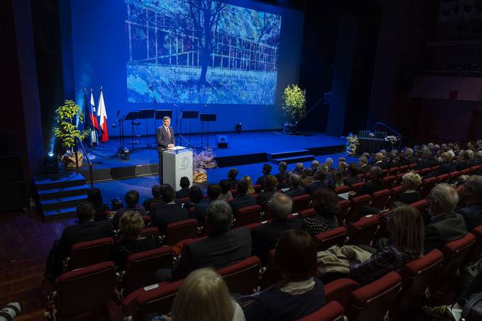 Predsednik Republike Slovenije Borut Pahor se je danes popoldan udeležil slavnostne akademije ob 75-letnici Biotehniške fakultete Univerze v Ljubljani