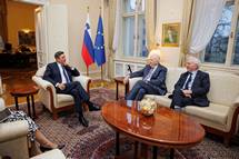 16. 12. 2022, Ljubljana – Predsednik Pahor je sprejel člana Lordske zbornice Združenega kraljestva Velike Britanije in Severne Irske Lorda Wigleya in Lorda Thomasa (Nebojša Tejić/STA)
